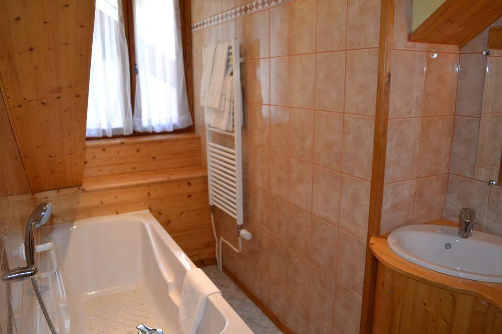Hotel Du Herisson 2*